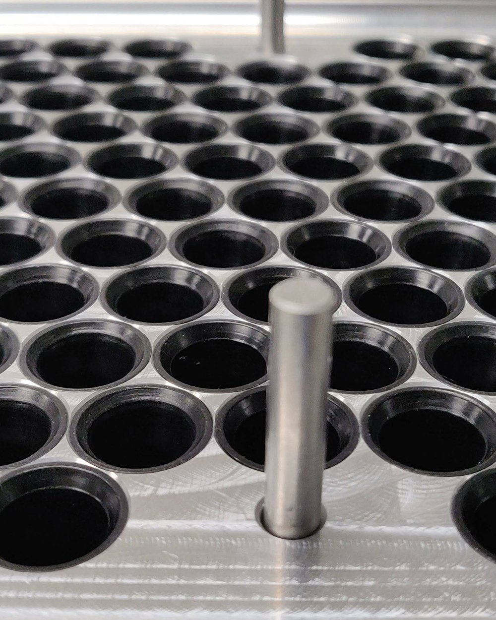 STM Mini-Rocketbox 98mm Pre-Roll Filling Machine (143 Cone Capacity) - 3